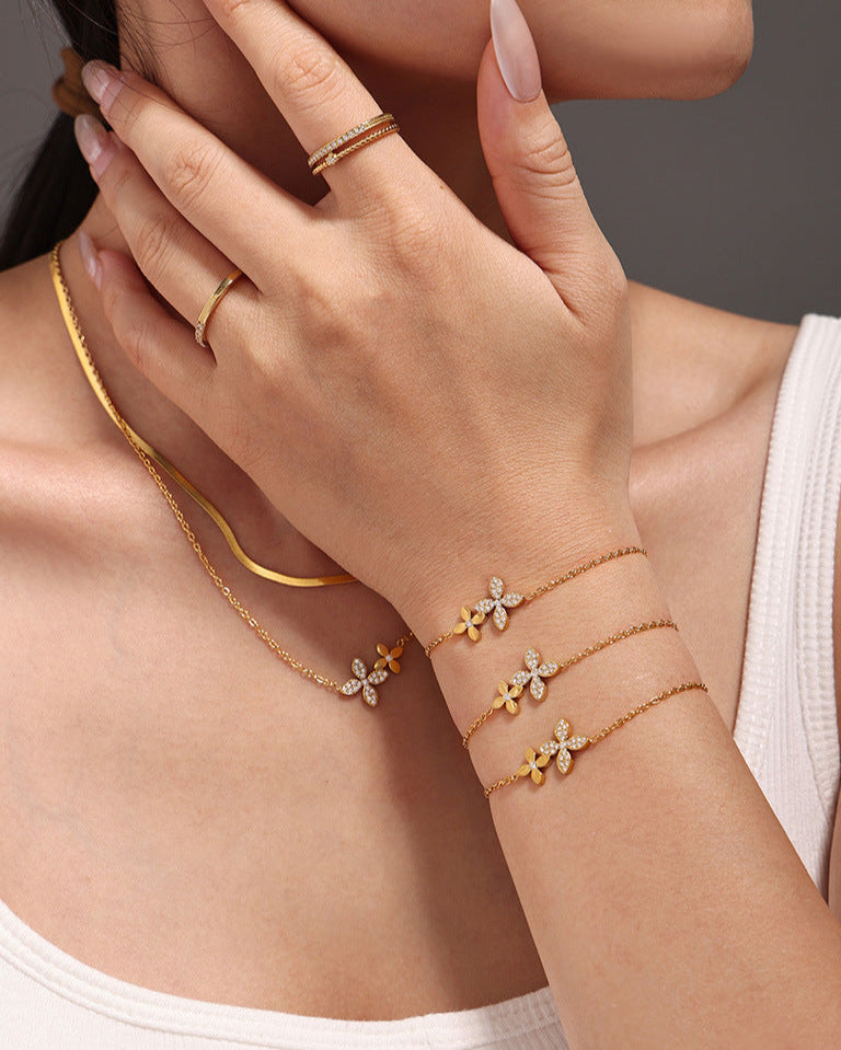 Duo Four-Leaf Clover Accessories