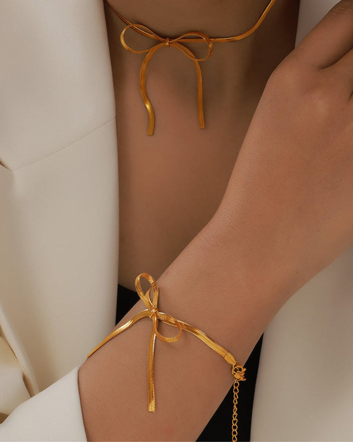Knotty Bow Collection
